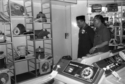 TG06_14012015_BANGUNAN_KOPERATIF
