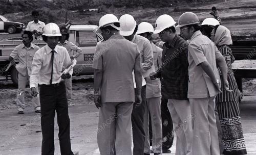 TAPAK PERINDUSTRIAN PETROLIUM