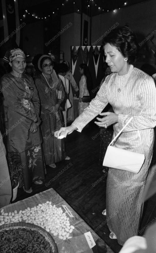 TG06_23092015_PERSIDANGAN_RAJA