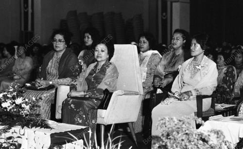 TG06_29012015_HARI_WANITA