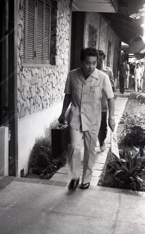 PERSIDANGAN MENTERI BESAR