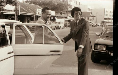 WAN MOKHTAR AHMAD