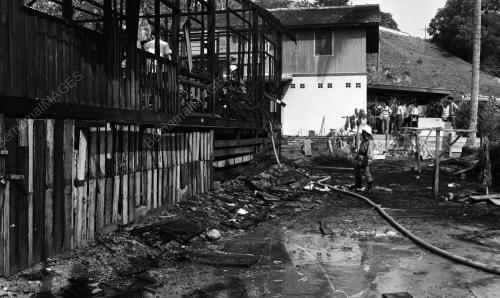 TG07_14012015_KEBAKARAN_JALAN_AIR_JERNIH