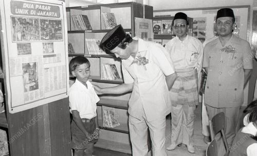 SEKOLAH