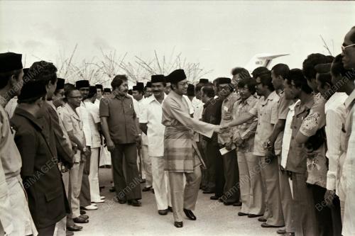 DATUK SERI DR. MAHATHIR BIN MOHAMAD