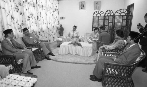 TG07_22012015_RASMI_KOMPLEKS