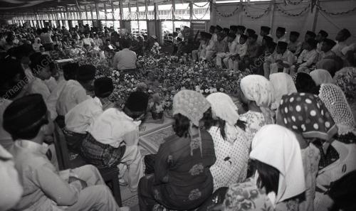 MAJLIS BERKHATAN DAN BERTINDIK