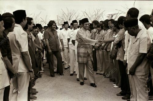 DATUK SERI DR. MAHATHIR BIN MOHAMAD