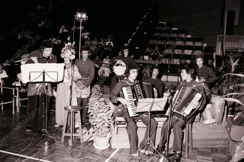 TG08_22111980_PESTA_SENI
