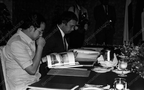 TG08_25092015_MENTERI_BESAR