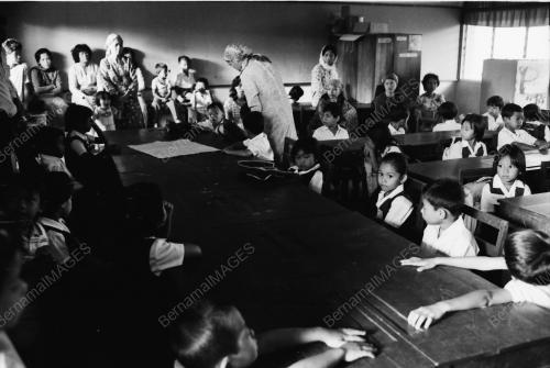 SEKOLAH