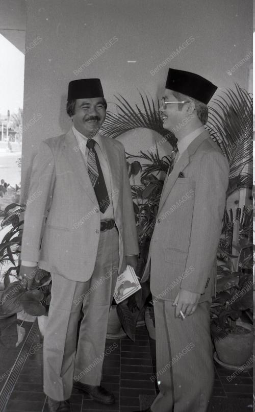 SULTAN MAHMUD