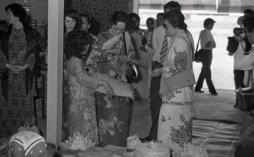 TG10_08012015_HASMAH_SONGKET_KRAFTANGAN