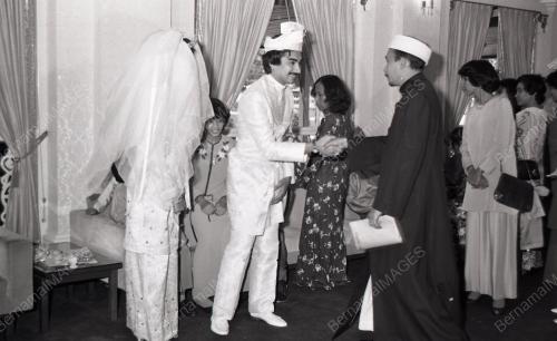 ISTIADAT BERSIRAM DAN SANTAP