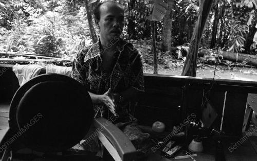 TG11_26012015_TUKANG_GUNTING