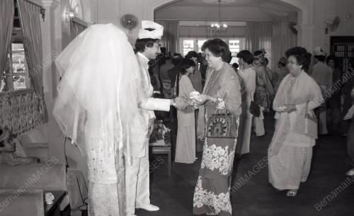 ISTIADAT BERSIRAM DAN SANTAP