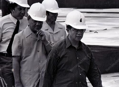 TAPAK PERINDUSTRIAN PETROLIUM