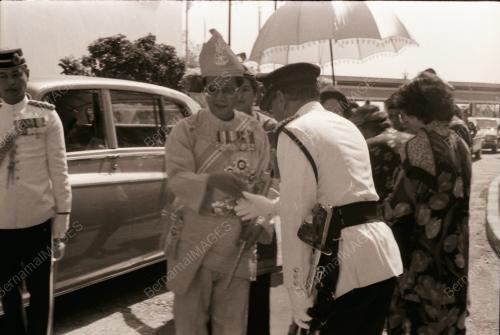 PERSIDANGAN DEWAN UNDANGAN