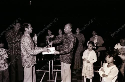 TG14_22111980_PESTA_SENI