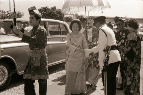 PERSIDANGAN DEWAN UNDANGAN