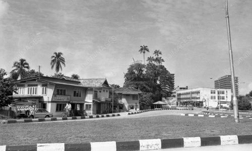 TG15_05022015_TANAH_TERGADAI