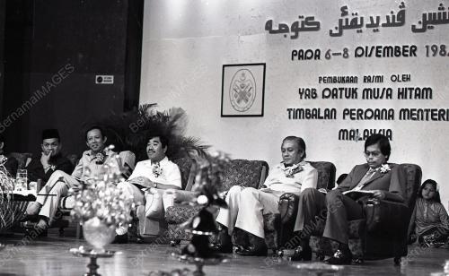 MUSA HITAM