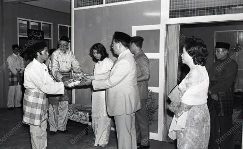 TG15_14012015_SULTAN_ANAK_YATIM