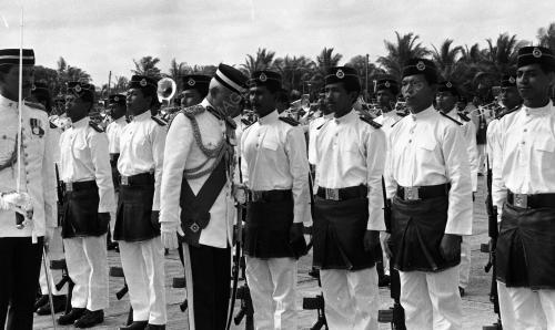 AGONG LAWAT TERENGGANU