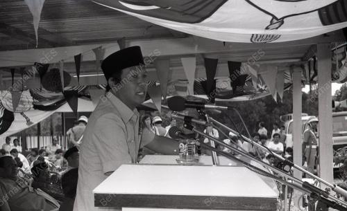 SEKOLAH
