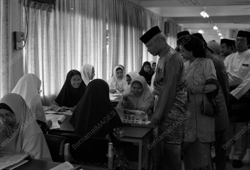 TG23_19032015_AGONG_KOLEJ