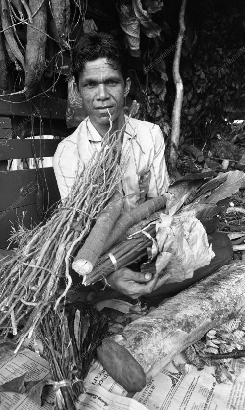 TG24_13012015_PERUBATAN_TRADISIONAL