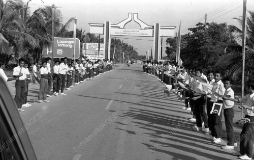 AGONG LAWAT TERENGGANU