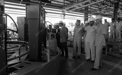 TG28_19032015_AGONG_LAWAT
