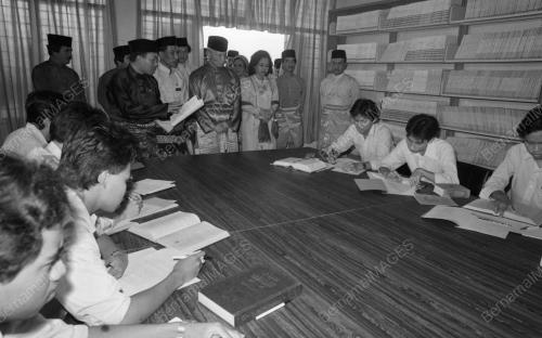 TG33_19032015_AGONG_KOLEJ