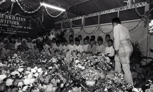 MAJLIS BERKHATAN DAN BERTINDIK