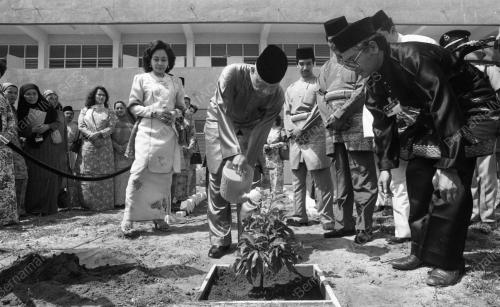 TG44_19032015_AGONG_KOLEJ