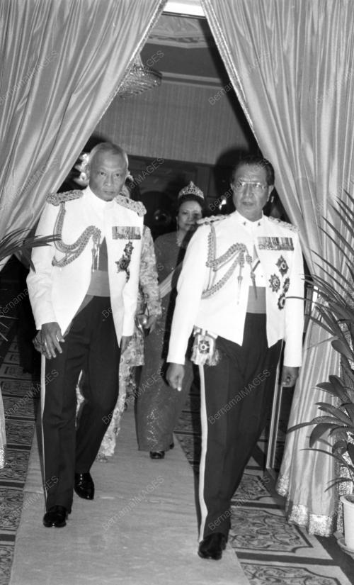 TG55_19032015_AGONG_LAWAT
