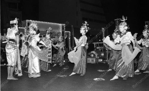 TG88_19032015_AGONG_LAWAT