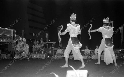 TG92_19032015_AGONG_LAWAT
