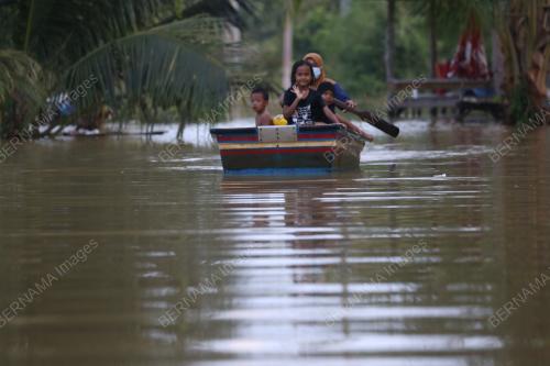 FLOOD THAILAND