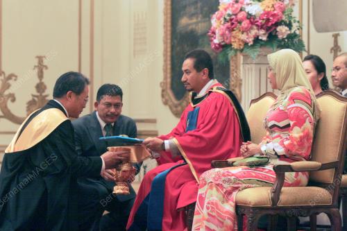TUANKU MIZAN ZAINAL ABIDIN
