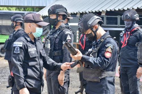 LATIHAN ANTI KEGANASAN