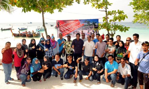THA01_14122013_PESERTA_MEDIA