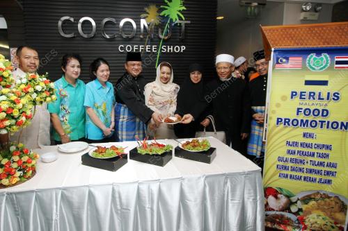 THA01_16022003_MASAKAN_PERLIS