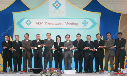 15th ASEAN SUMMIT