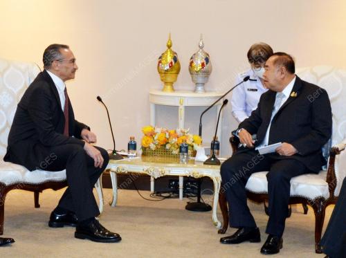 DATUK SERI HISHAMMUDDIN HUSSEIN