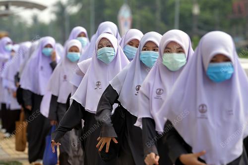 SEKOLAH DI THAILAND DI BUKA