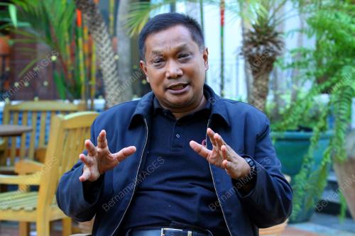 THA02_02072017_THAI
