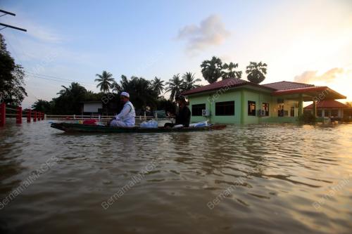 BANJIR DI SURAT THANI