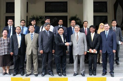 MUSTAPA MOHAMED